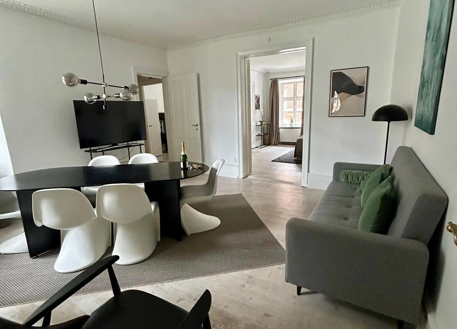 Nyhavn Apartments - Luxurious 3-4 Bedroom Apartments Copenhagen
