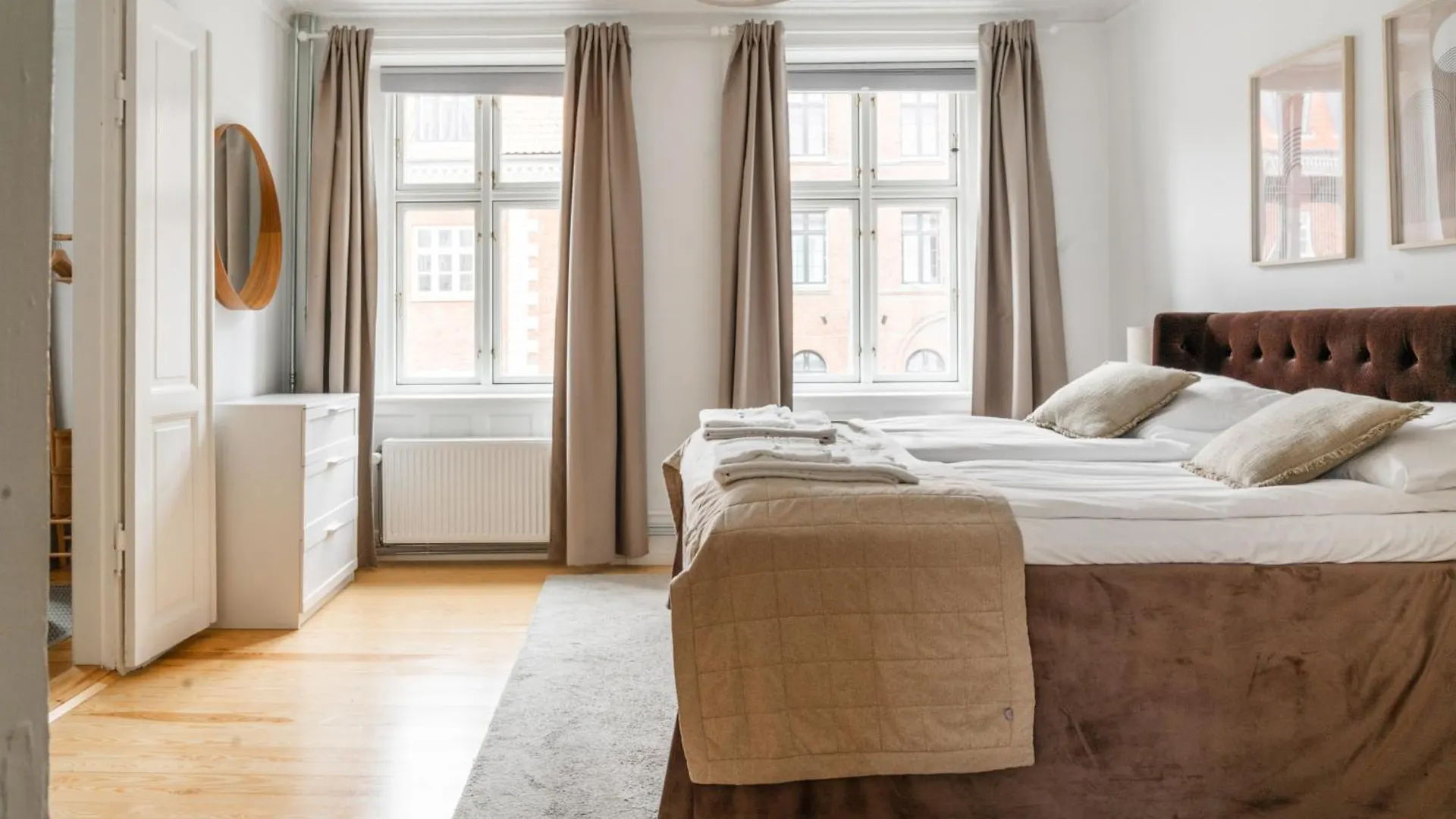 Nyhavn Apartments - Luxurious 3-4 Bedroom Apartments Copenhagen