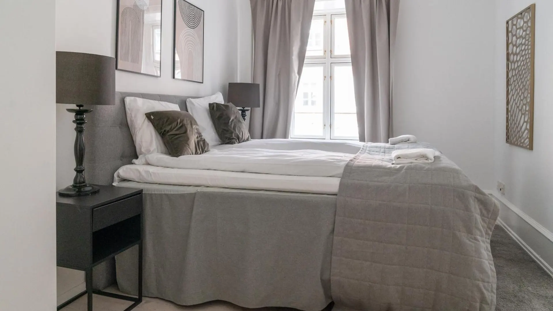 Nyhavn Apartments - Luxurious 3-4 Bedroom Apartments Copenhagen 0*,