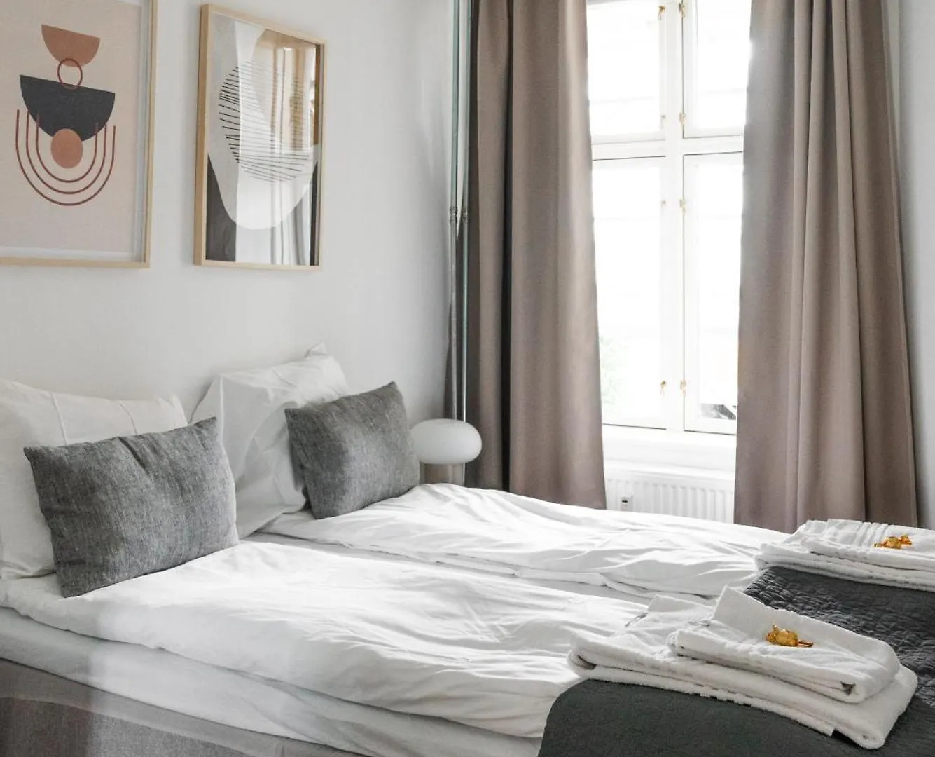 Nyhavn Apartments - Luxurious 3-4 Bedroom Apartments Copenhagen 0*,  Denmark