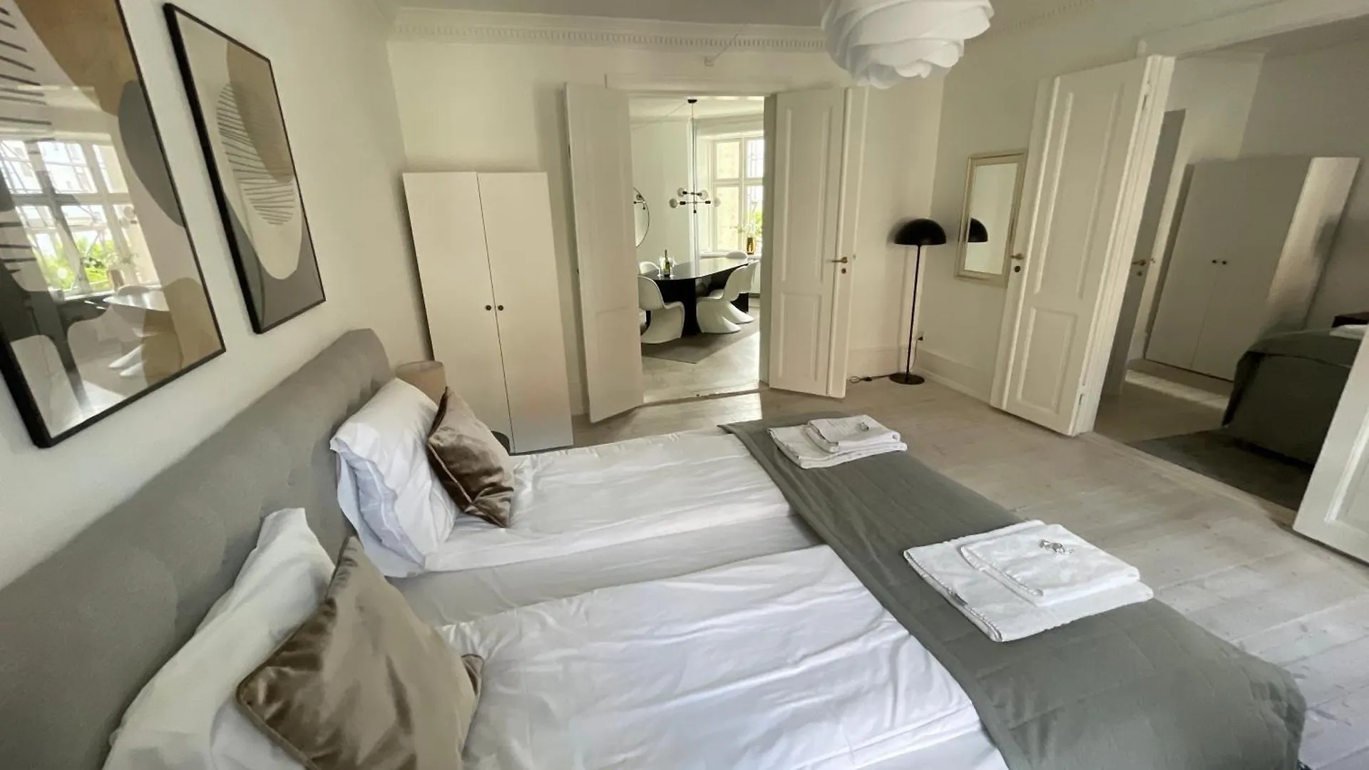 Nyhavn Apartments - Luxurious 3-4 Bedroom Apartments Copenhagen